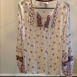 Ladies long sleeve casual blouse